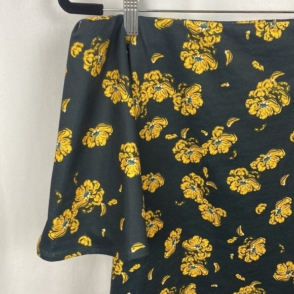 Oak + Fort Navy Blue Yellow Floral Off Shoulder Bell Short Sleeve Dress - Size M - Picture 4 of 10